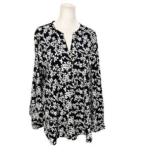 Adrienne Vittadini Navy Floral 3 Button Vneck Roll Sleeve Blouse Size XL